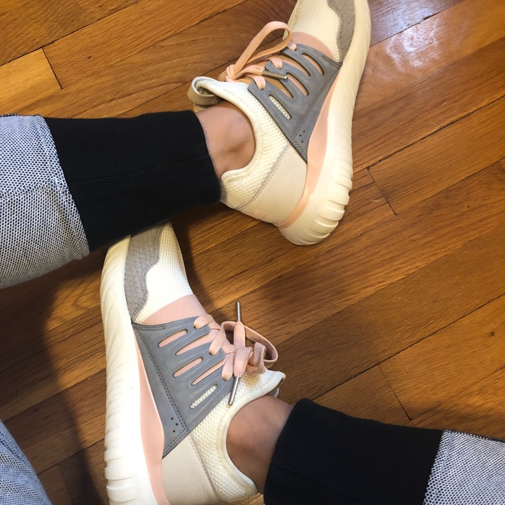 ADIDAS sneakers, size 6 RUN BIG